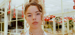 Un inédit et un label pour Nilüfer Yanya