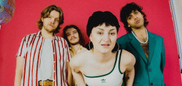 Un premier album pour congratulations