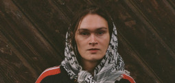 Zoe Heselton