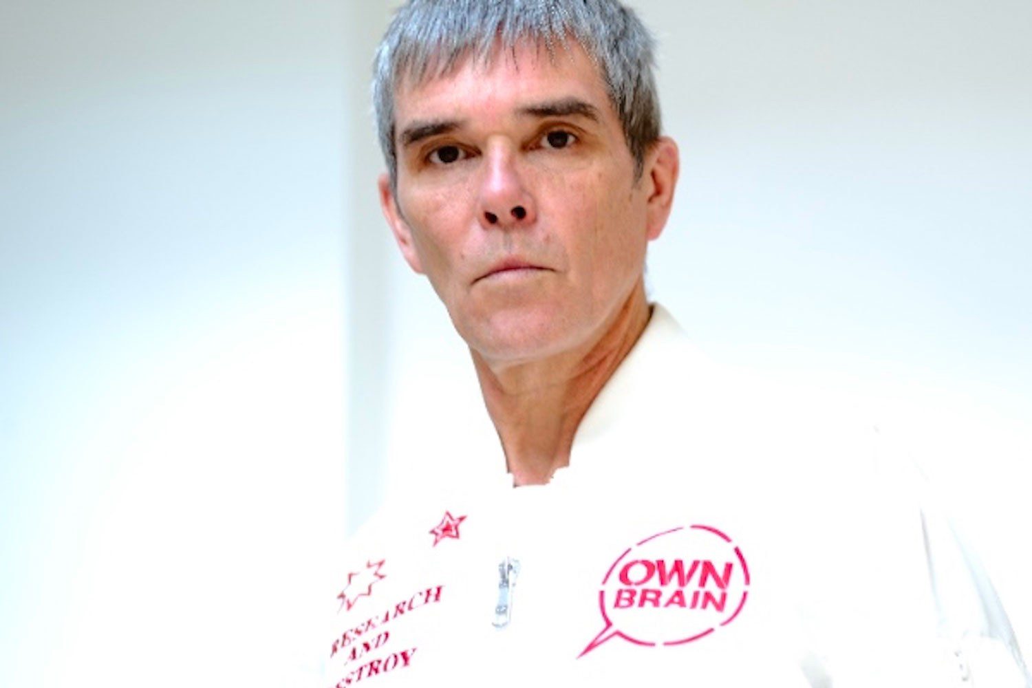 News Ian Brown de retour avec un inédit Sound Of Violence