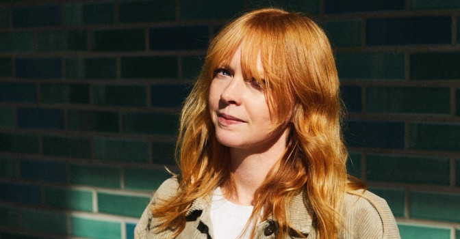 Une reprise de U2 par Lucy Rose en écoute