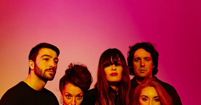 La collaboration de Whyte Horses avec Gruff Rhys en écoute