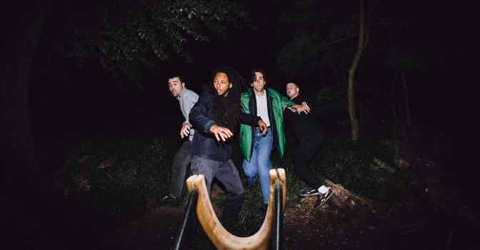 Un premier album pour Folly Group