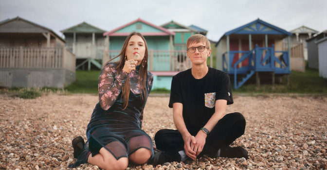 Un album commun pour Alev Lenz et Jas Shaw