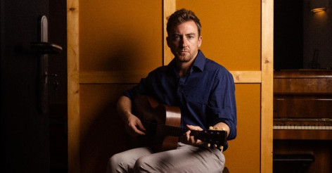 Eugene McGuinness de retour avec un inédit