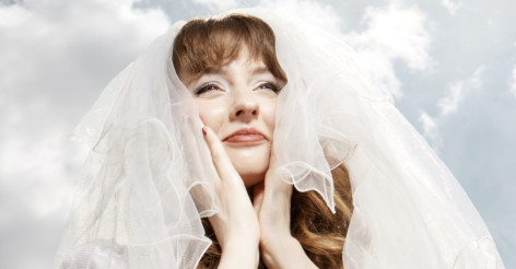 Jenny On Holiday annonce un premier album solo