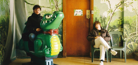 Getdown Services, The Cindys